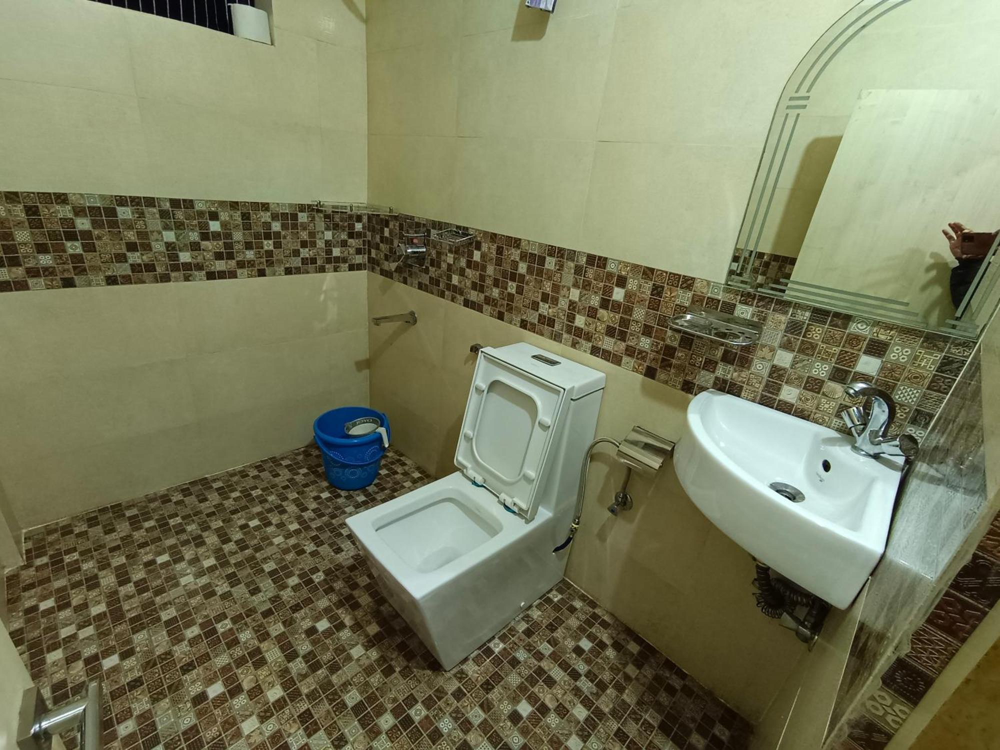 Shillong Perk Guest House Luaran gambar